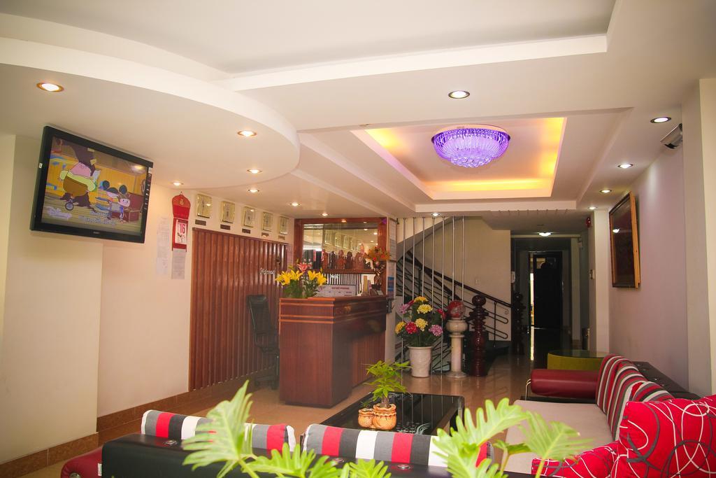 Vivyanne Hotel Da Nang Buitenkant foto