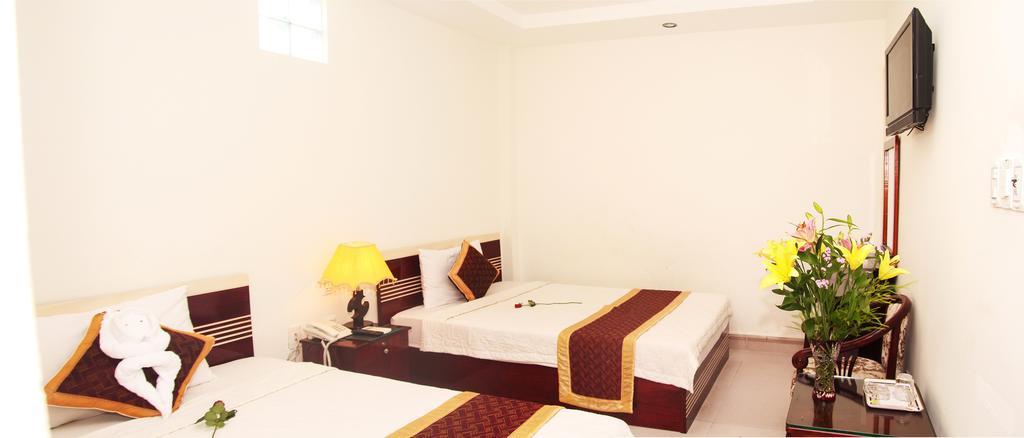 Vivyanne Hotel Da Nang Buitenkant foto