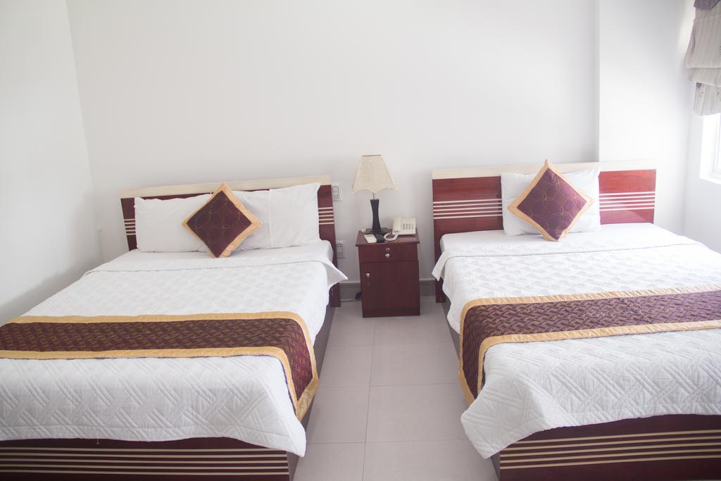 Vivyanne Hotel Da Nang Buitenkant foto