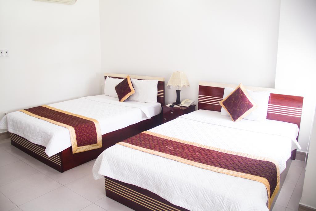 Vivyanne Hotel Da Nang Buitenkant foto