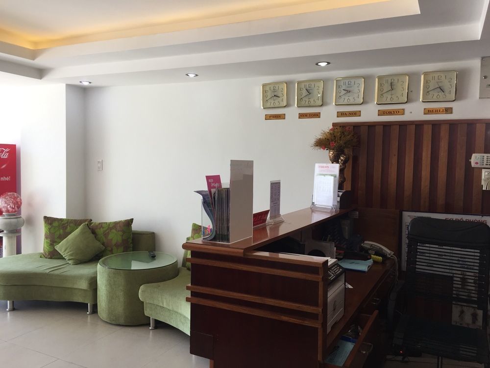 Vivyanne Hotel Da Nang Buitenkant foto