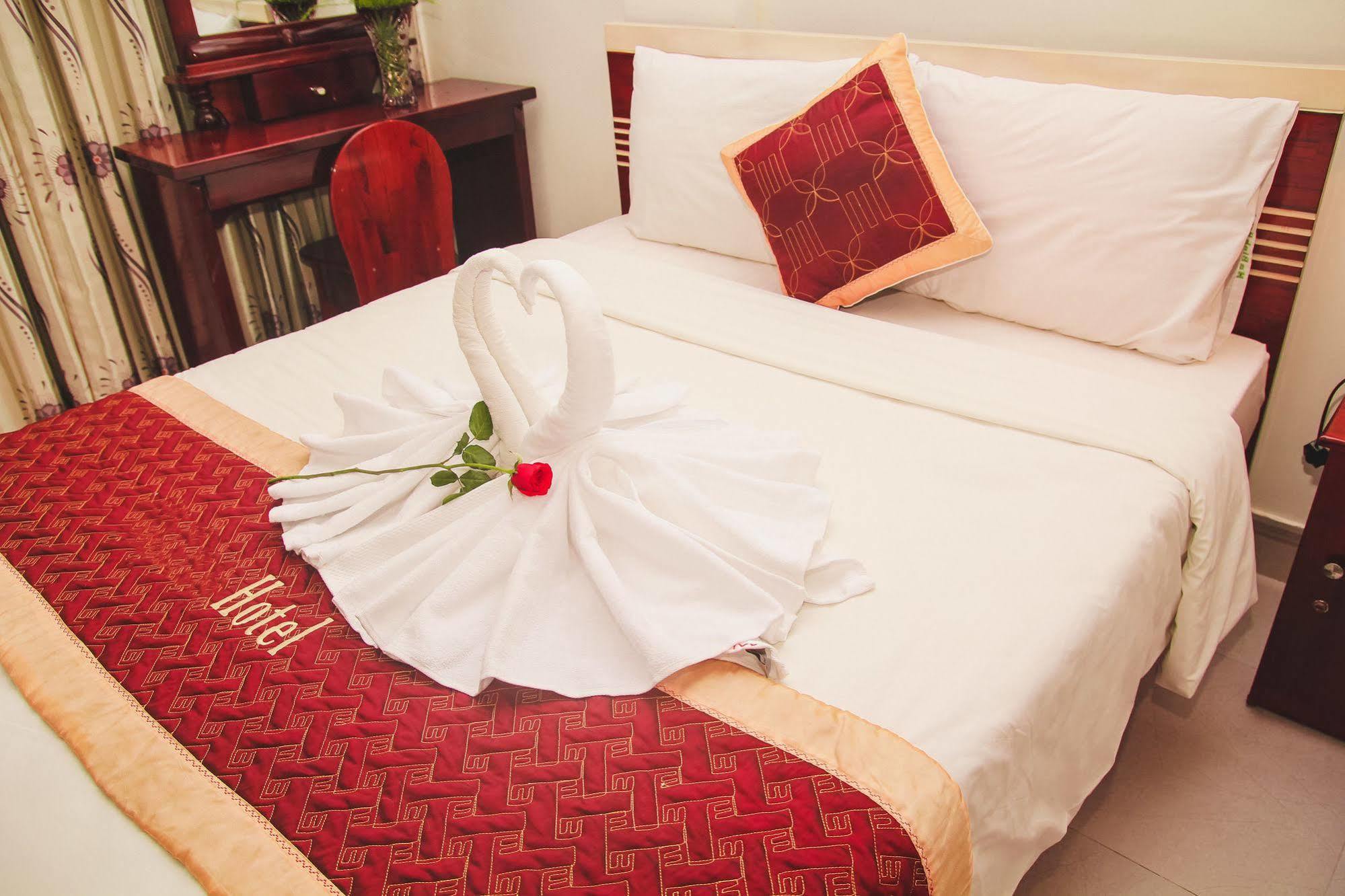 Vivyanne Hotel Da Nang Buitenkant foto